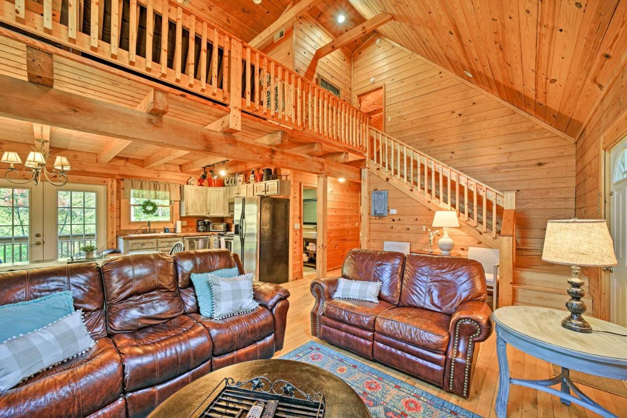Creekside Bryson City Cabin With Private Hot Tub Exterior photo