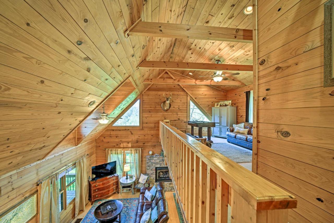 Creekside Bryson City Cabin With Private Hot Tub Exterior photo