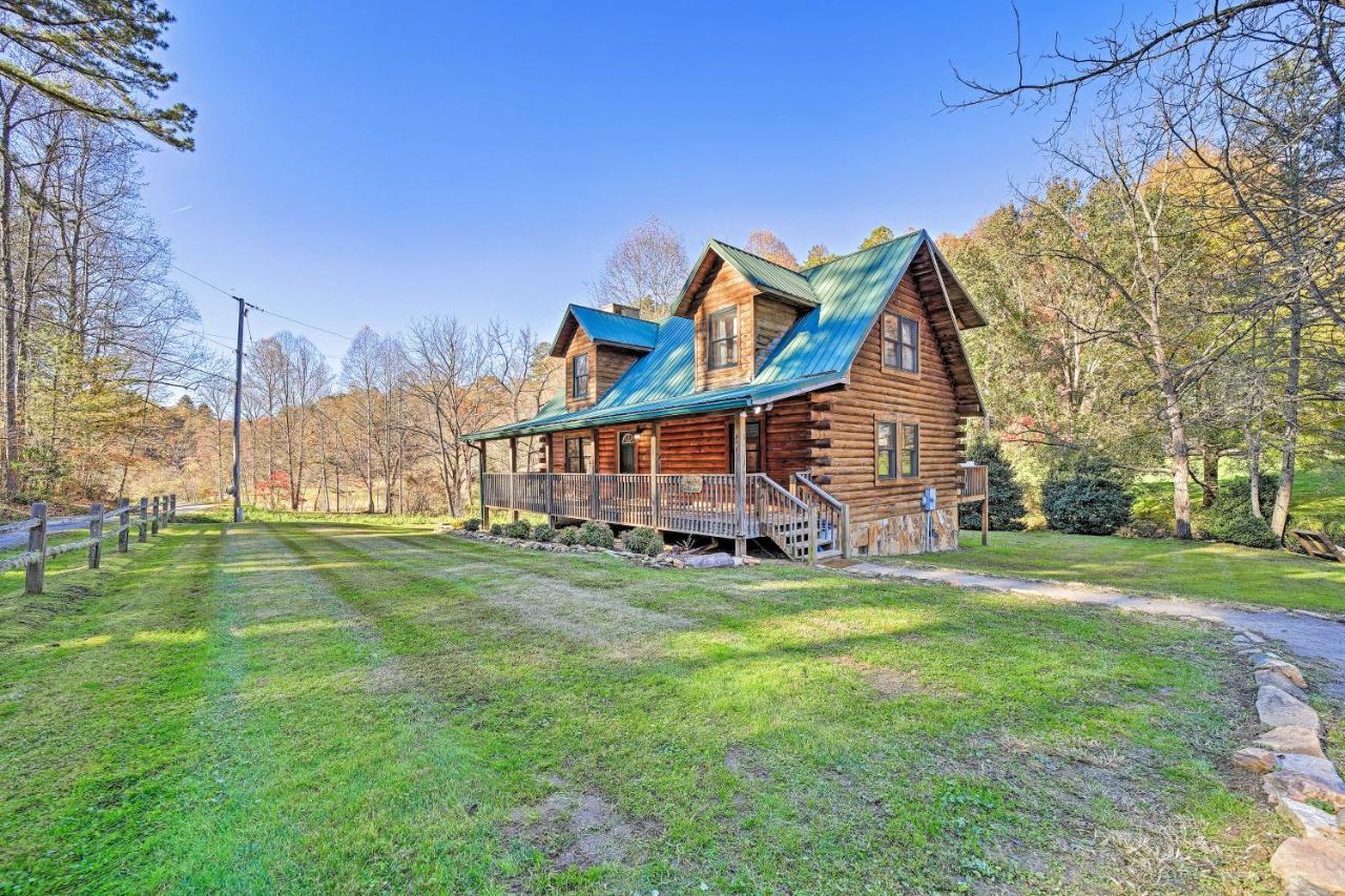 Creekside Bryson City Cabin With Private Hot Tub Exterior photo